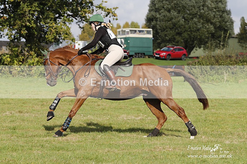  WWHT 171021 3144 - Intermediate (0.90m)  17/10/21