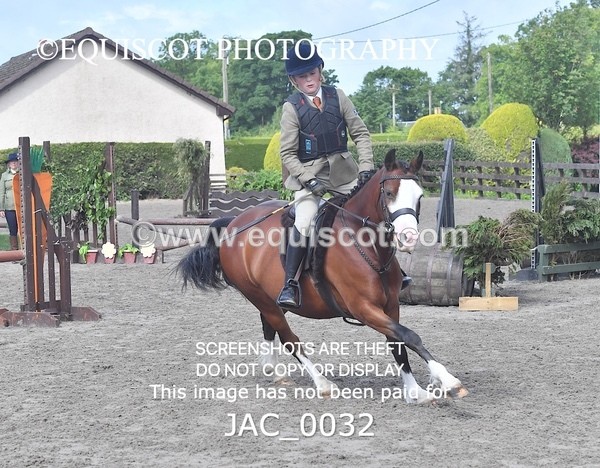 JAC_0032 - CLASS 3 Intermediate Working Hunter (0.70m - 0.85m)
