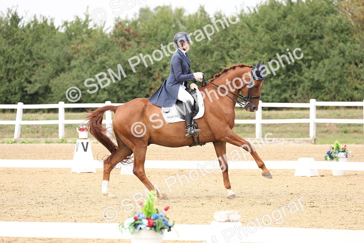 SBM_007534 - Class 9 - FEI INT I - 14.57-15.45