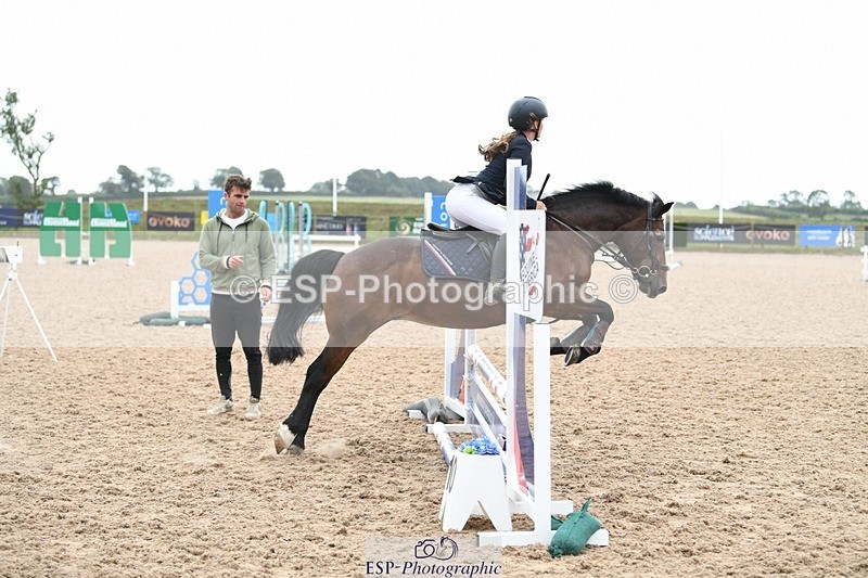 250807-101104-00085 - 60cms Round 1