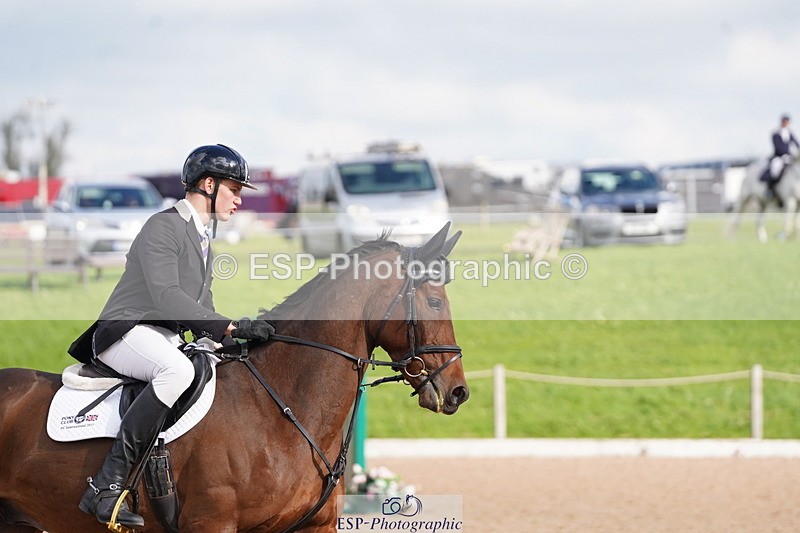 241005A-112442-04546 - SAT Cls 9 Snr Discovery &1m Open