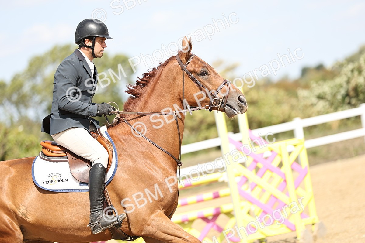 SBM_005019 - Class 5 - Senior Discovery - 1.00m Open