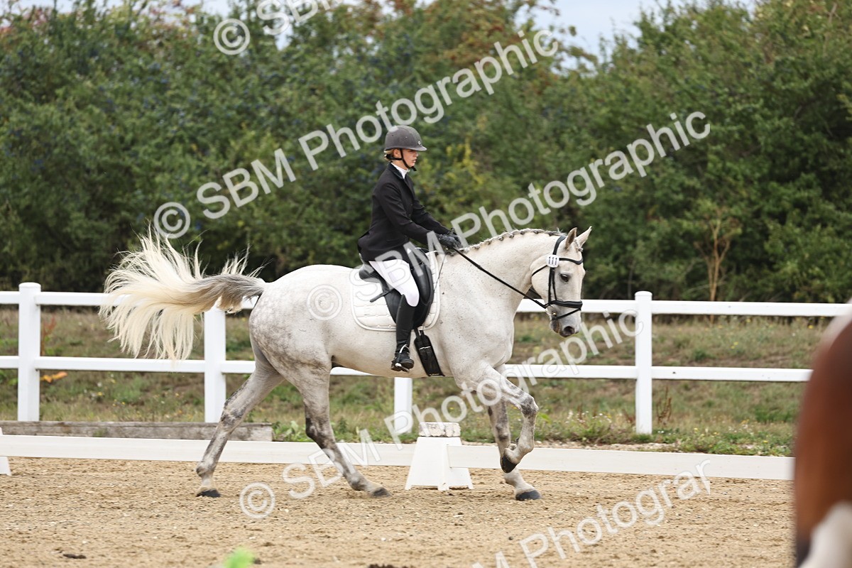 SBM_003579 - Class 7 - Novice 2 Warm Up