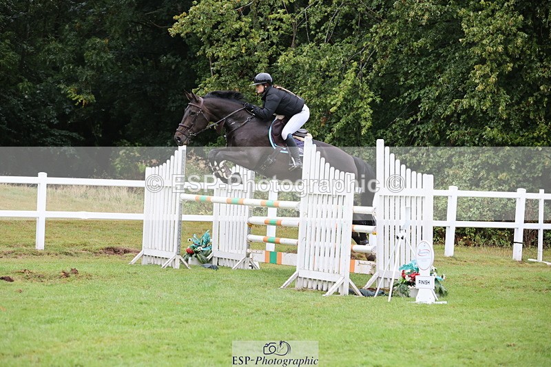 250830A-145838-07160 - Cls 16 Snr Newcomers and 1.10m Open