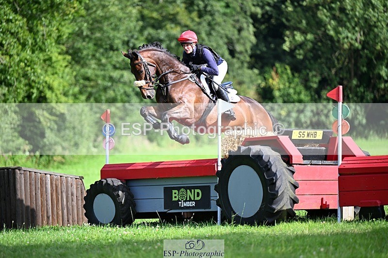 240803-164209-09599 - 271-Rosie_Bradley-Hole-OUT_OF_THE_BLUE_XIV