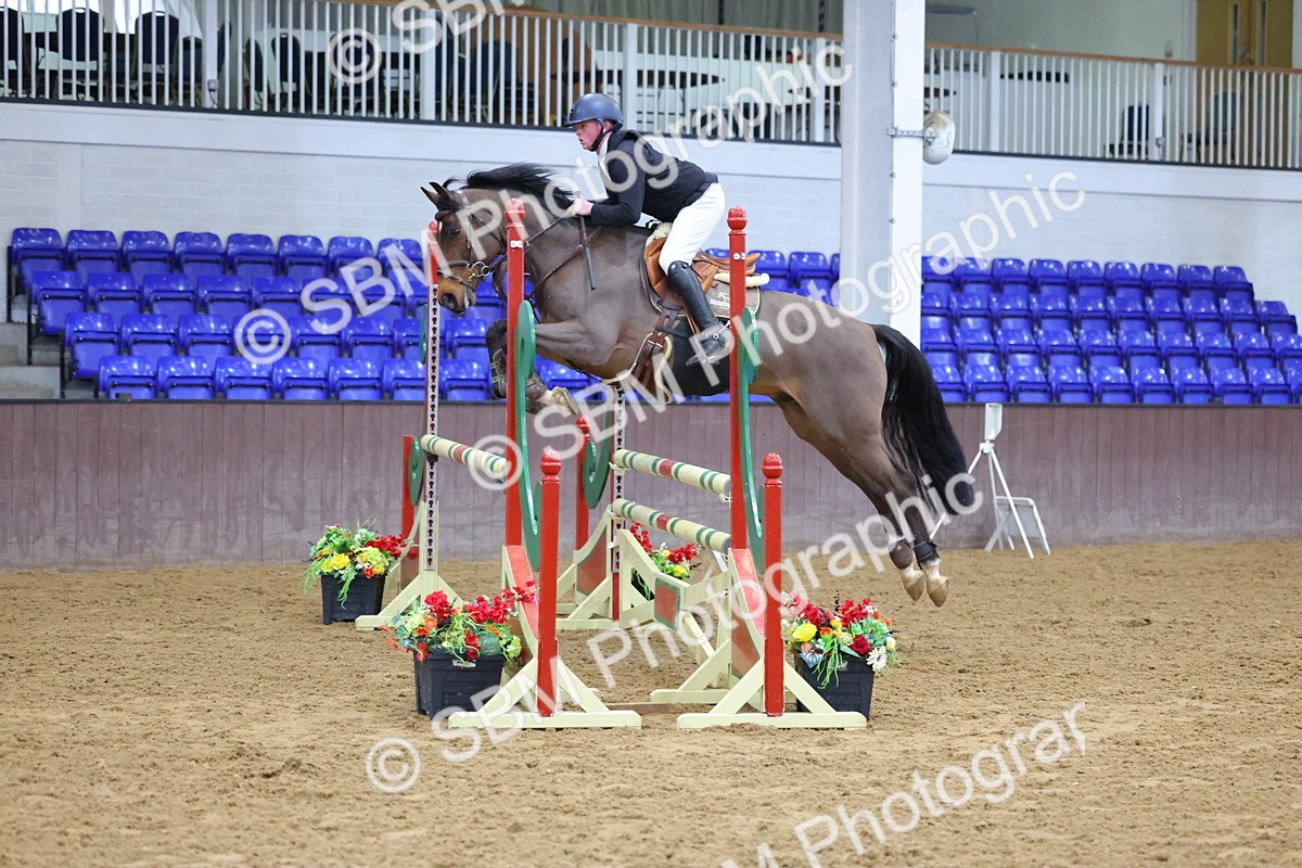 1I0A4837 - Class 9 - Senior Newcomers/ 1.10m Open
