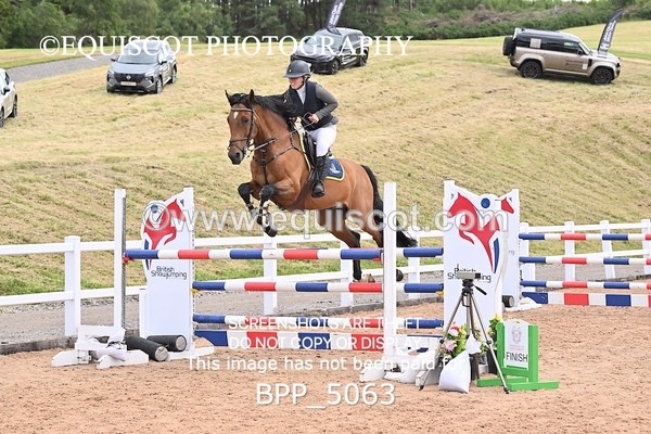 BPP_5063 - CLASS 7 THURS Redpost Equestrian Senior Foxhunter/1.20m Open
