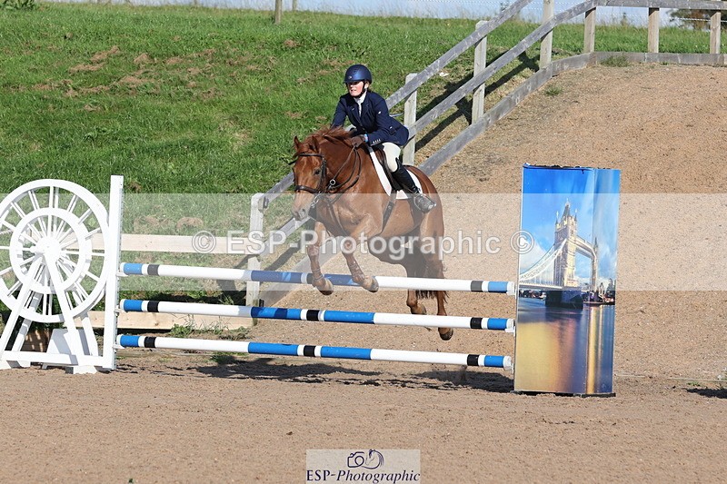 230915A-161224-03071 - Cls 6 Snr 1.05m Derby