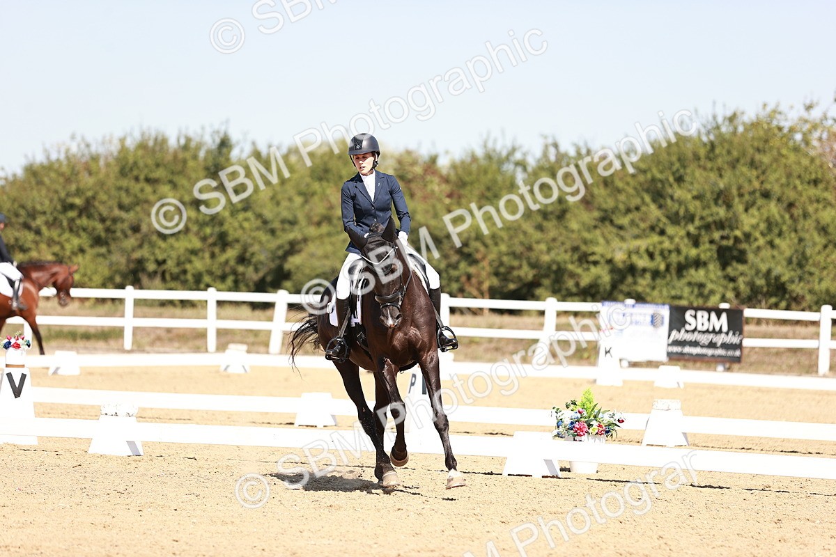 SBM_004860 - Class 12 - Novice 5 - 12.02-12.44