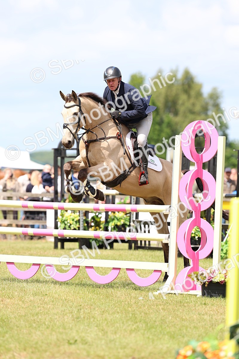 SBM_15590 - Class 207 - Senior 1.15m Open