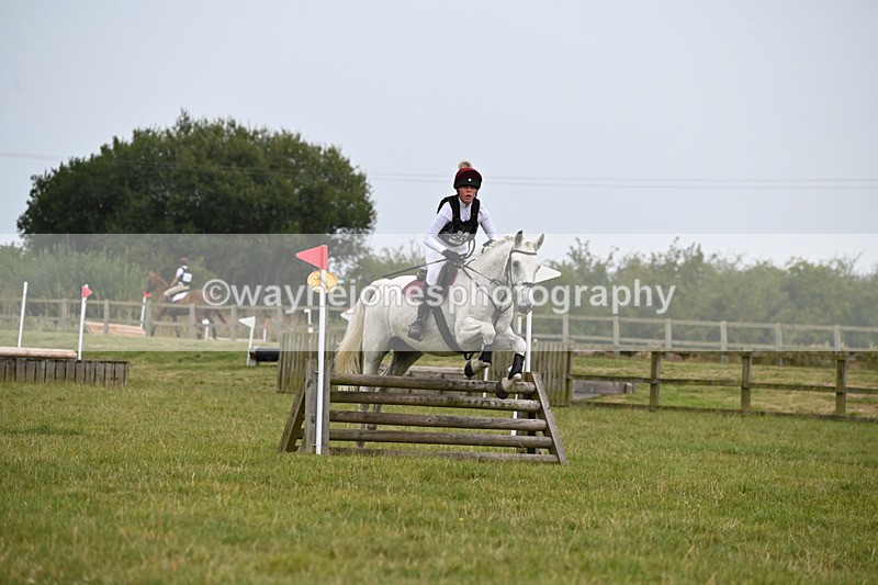 WJ6_3398 - 80cm XC Time 15:45 to 16:02