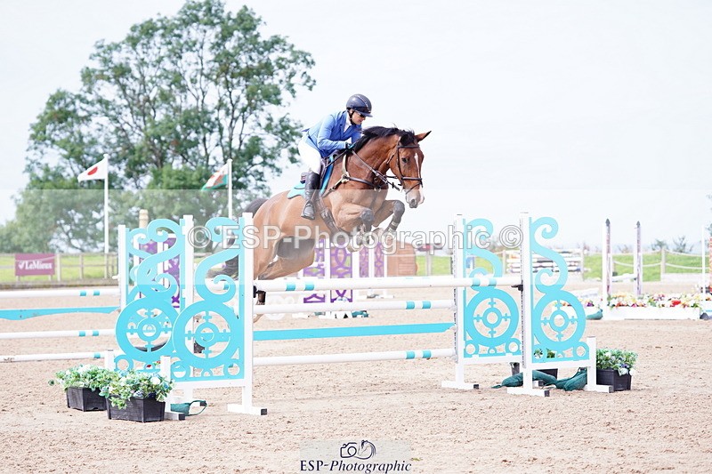 240803A-105714-07322 - Cls 29 Snr Foxhunter