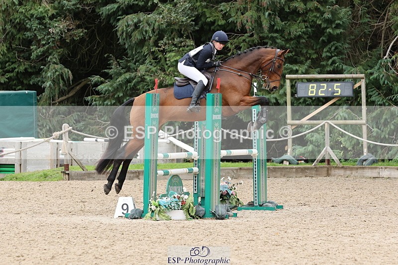 251026A-135656-26146 - F-475-Gracie.Stanbrook