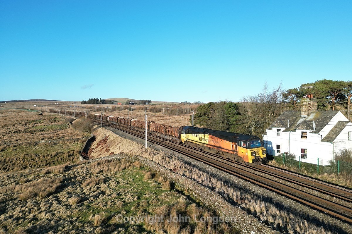 JL - 5.2.25 70806 6J37 Carlisle - Chirk, Greenholme Cottages - Latest shots