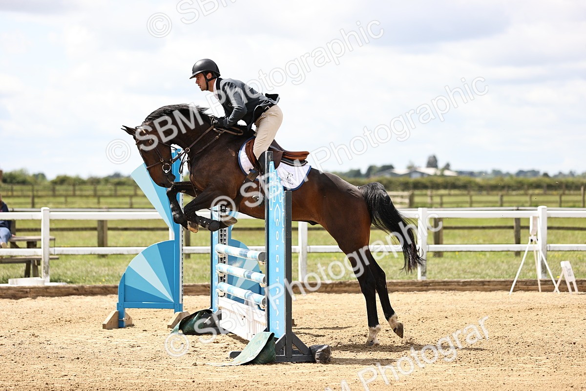 SBM_002413 - Class 10 - Senior Discovery - 1.00m