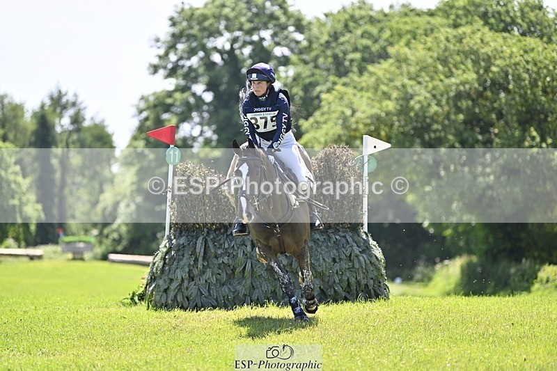 240525-122534-13240 - 375-DASSETT_ARTHALENT-Piggy_March