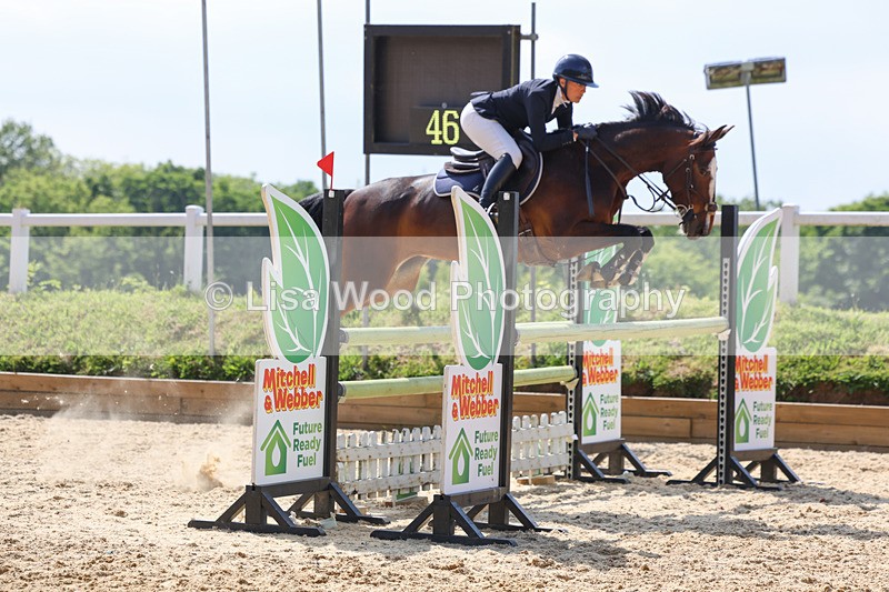 3E7A1334 - Class 14: Senior 1.15m Open