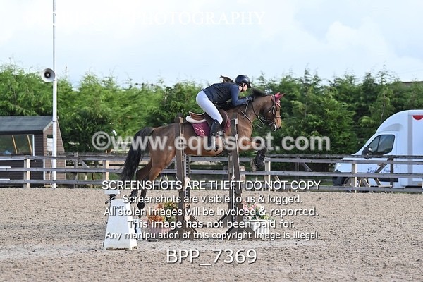 BPP_7369 - CLASS 3 Senior BritiNovice/ 90cm Open