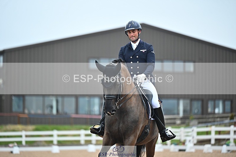 250214-112218-01322 - 130-Jezz.Palmer-Romanno.Weltino