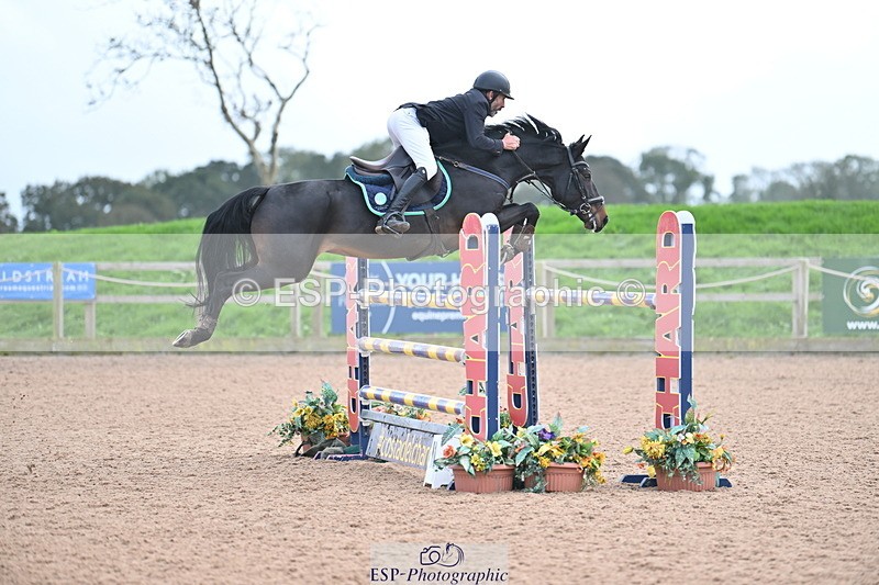 231013A-140527-02576 - Cls 9 Foxhunter & 1.20m Open