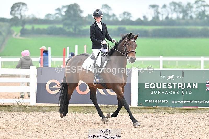 250920-122507-01126 - Cls 24+25 Club and Schools 80cm