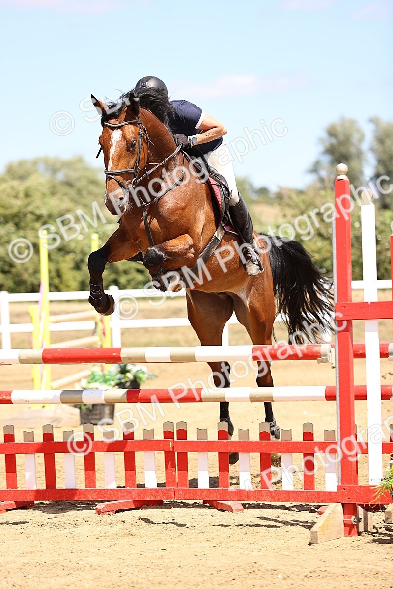 SBM_014368 - Class 15 - Senior Newcomers - 1.10m Open