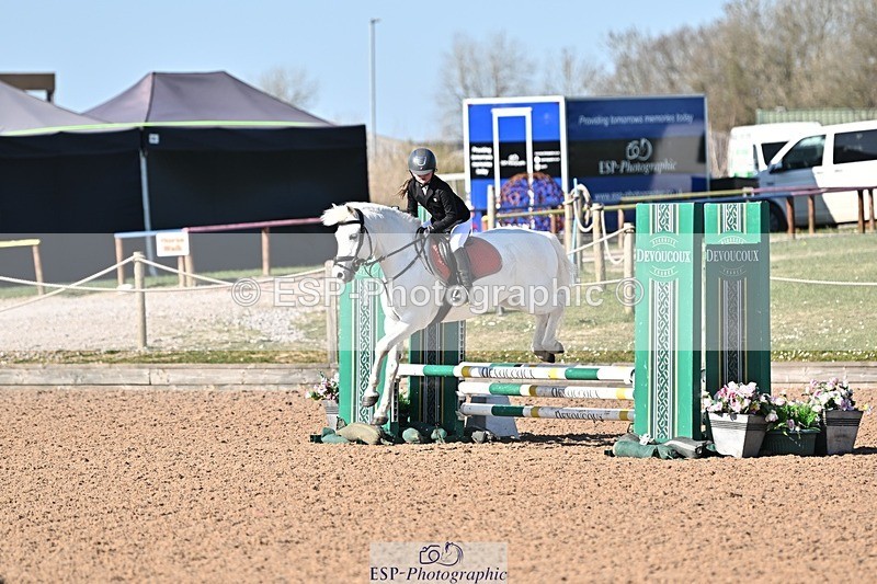 250401-162820-00100 - 60cm classes