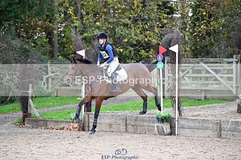 241117-113904-03657 - Cls 2 80-85cm 11.20 to 12.30