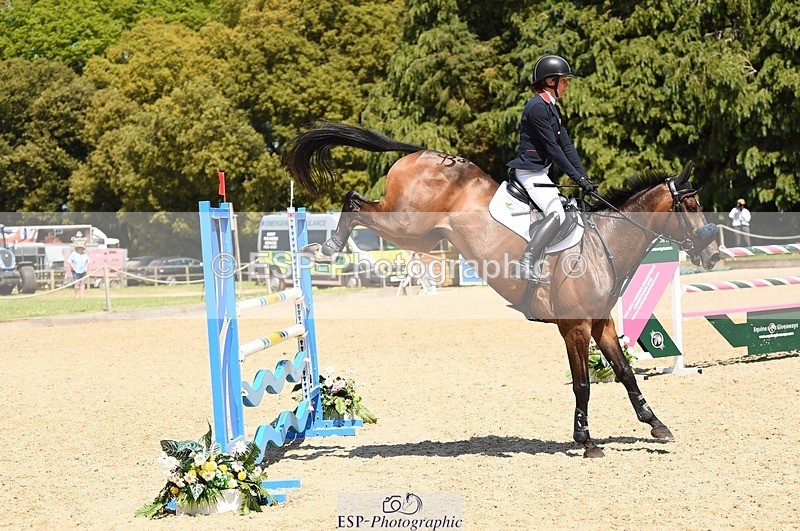 230527-135944-11000 - 438-IRISH_TRUMP-Sarah_Bullimore-SJ