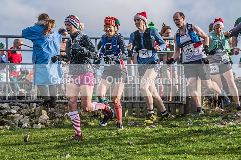 Litton-147 - Litton Christmas Cracker Fell Race (Limestone Series) Sunday 14th December 2025