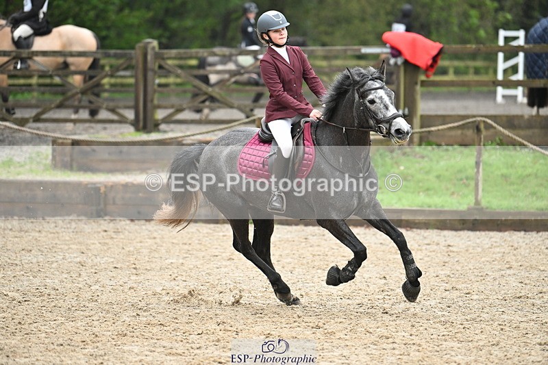 250418A-140707-01048 - UnAff 70cm