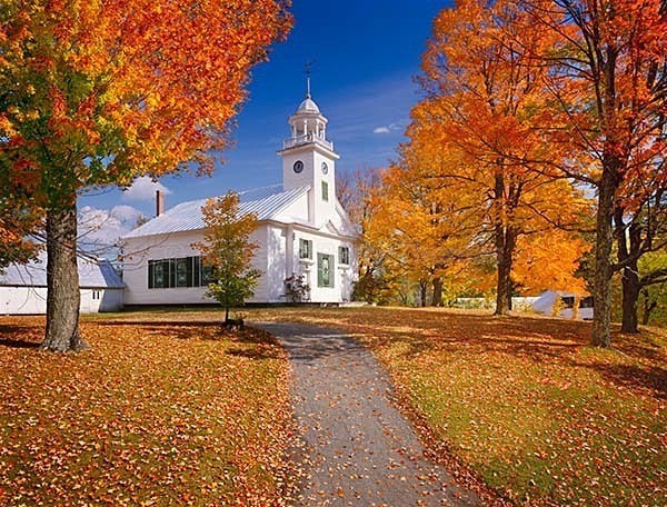 Istock #1426 8489-R - New England Images