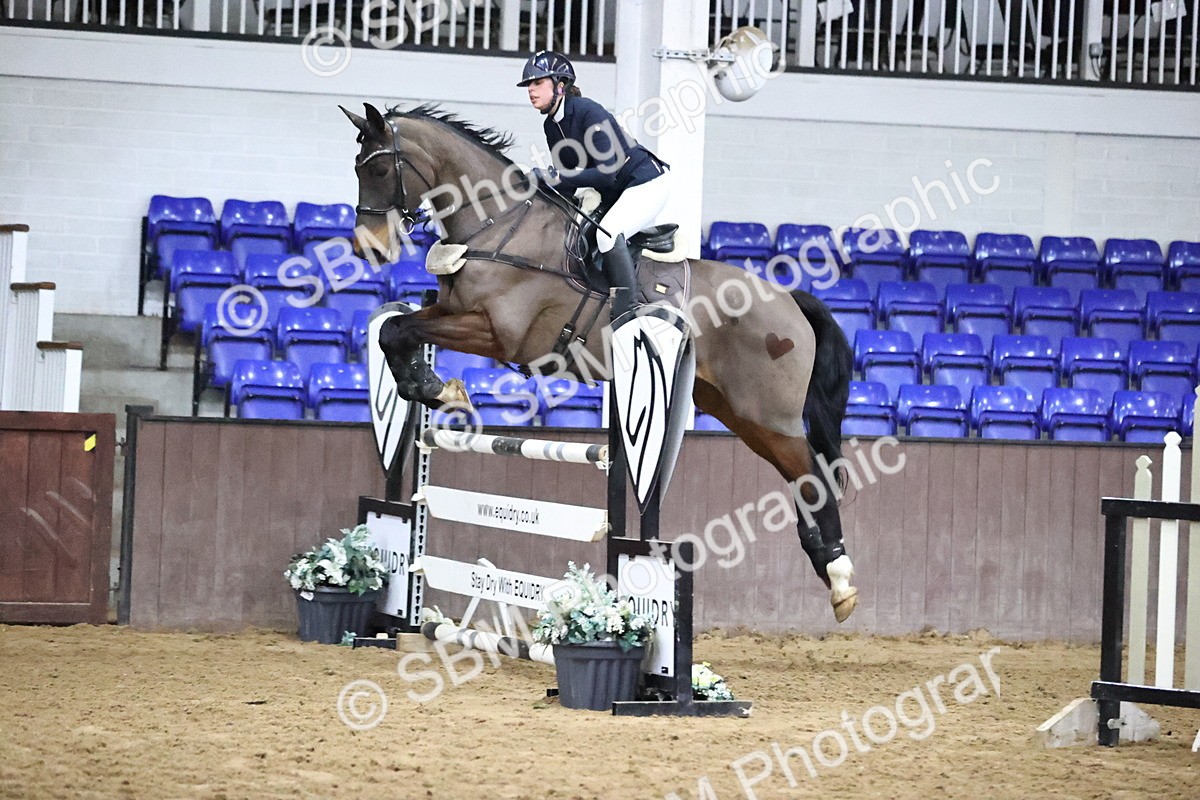 SBM_005313 - Class 17 - Senior Newcomers 1.10m