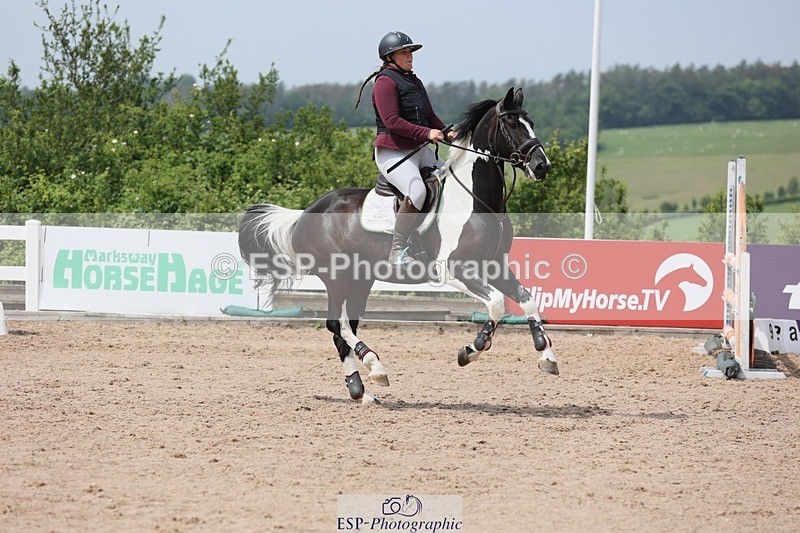 250523-121832-01255 - Cls 09 A&B  Snr Disc & 1.00m Open