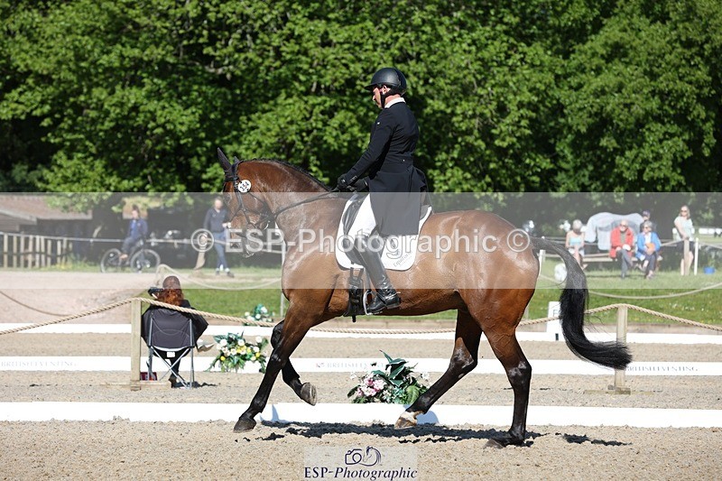 230526-092429-05062 - 354-TREWORDER-Michael_Owen-WEDTrotUp+DR