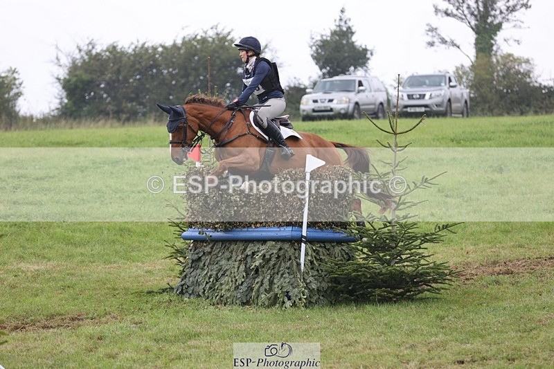 240901A-131211-09027 - 310-Lucinda.Mesquita-UNNAMED.(819404)