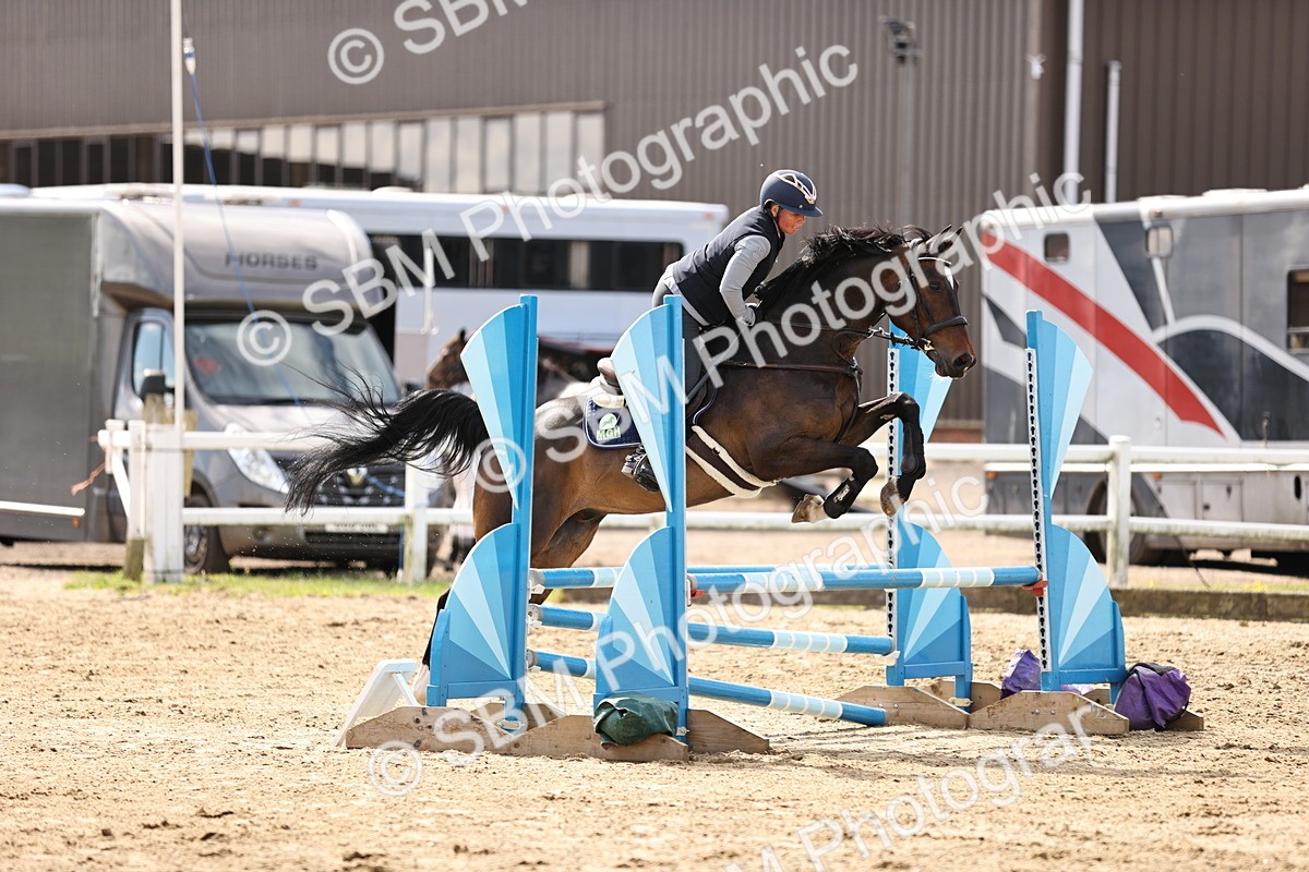 SBM_001943 - Class 8 - Clear Round