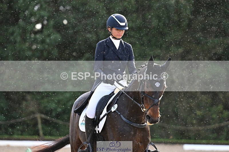 251023A-151304-05692 - B-163-Molly.Grew