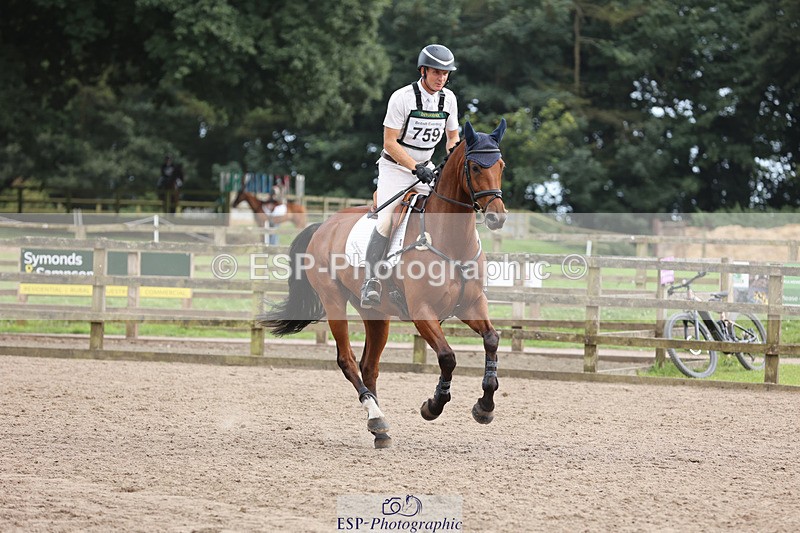 240804-165645-17148 - 759-Padraig_Mccarthy-HARTHILL_SAMBA