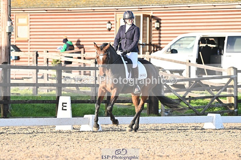 231105-151250-03021 - Cls 4 Novice 24 15.24 to 16.35 break