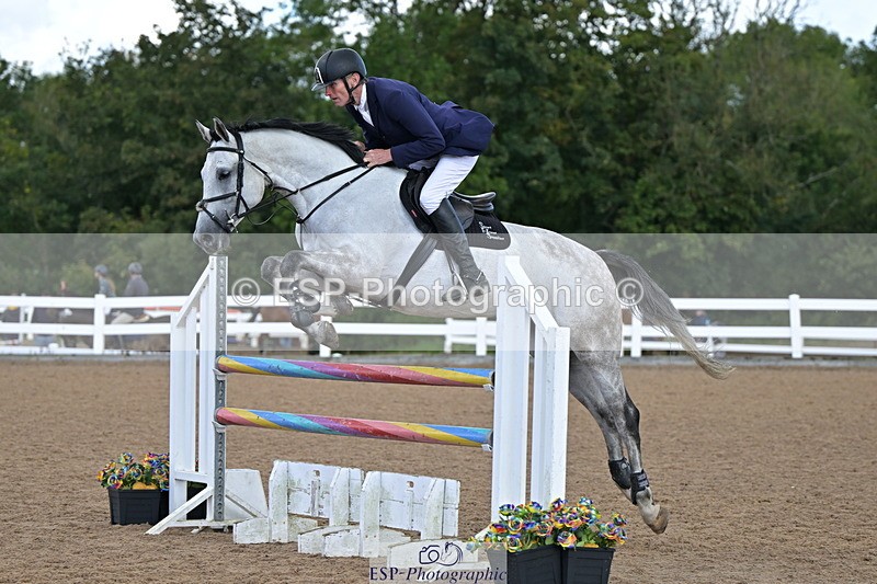 240912A-104852-01026 - Cls 9 Snr Discovery and 1m Open