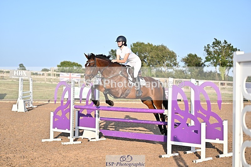 250812-191228-00538 - 1m and 1.10m