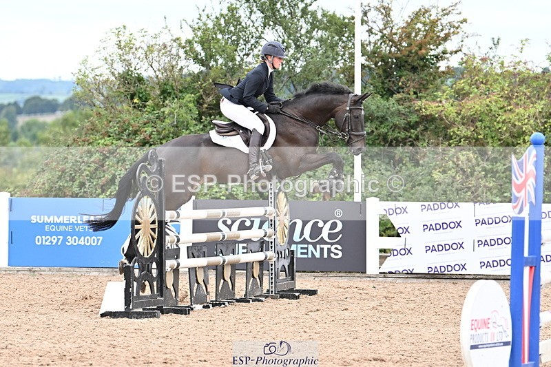 250820B-130728-00696 - Cls 4 Newcomers and 1.10m Open