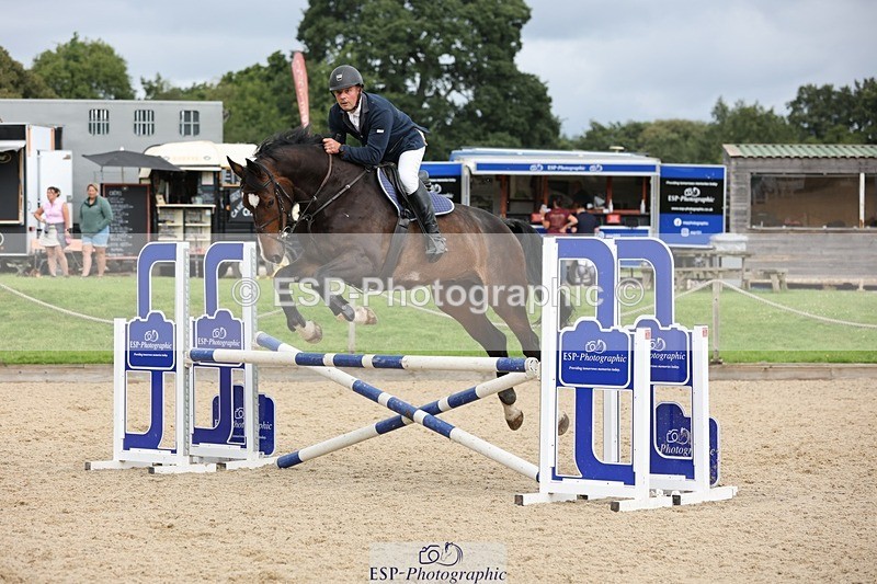 240817-112355-00943 - 03A Snr Disc