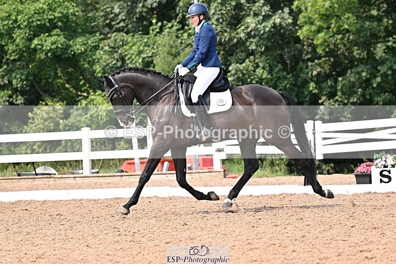 250816-143854-05421 - 144-Hayley.JamesKingstone-W