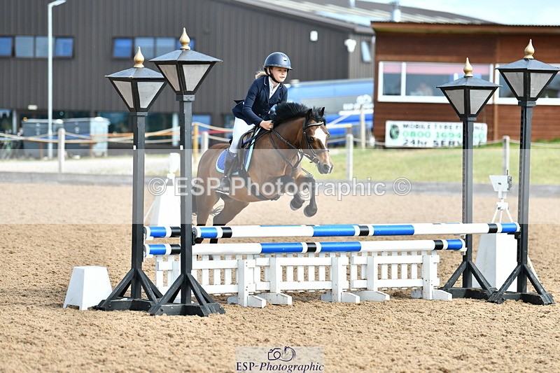 230624A-090334-00020 - Cls 36 Stepping Stones 128 & 138cm