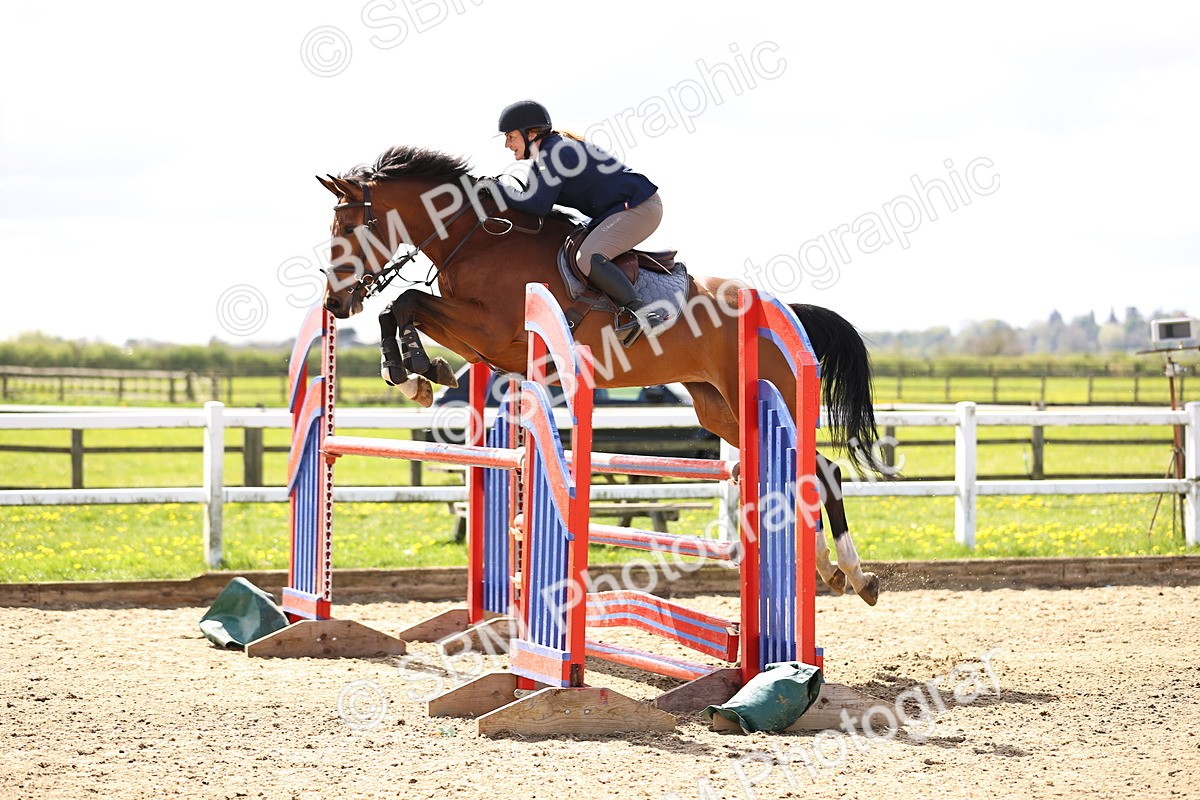 SBM_004095 - Class 17 - Senior Newcomers - 1.10m