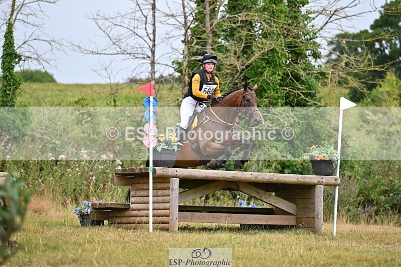 250803A-125359-13529 - M-565-Aimee.Bickley-LA.BASS