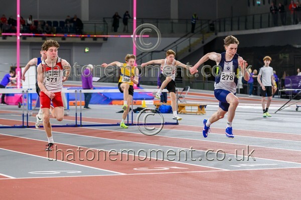 Age26SAT-914763 - Track Male Set One