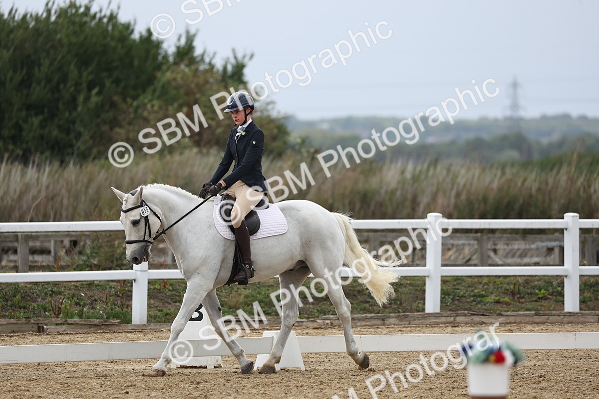 SBM_004294 - Class 8 - Novice 3 Champs